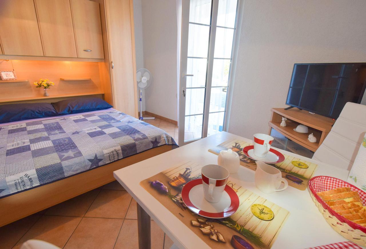 Apartments & Room Matic 马林斯卡 外观 照片