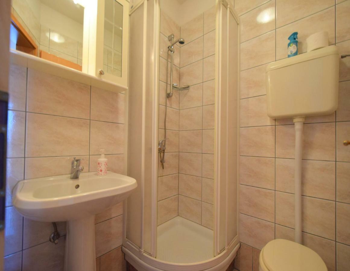 Apartments & Room Matic 马林斯卡 外观 照片